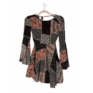 American Eagle Mini Dress Patchwork Bell Sleeve Boho Flounce Red Pink XXS